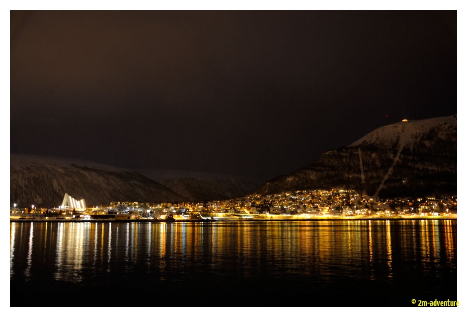 Troms bei Nacht